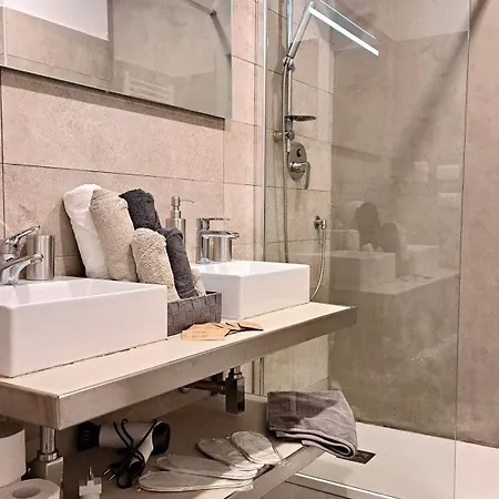 Lilia Charming House 4* Rzym