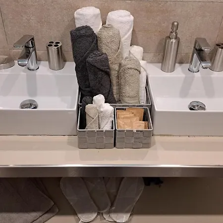 Lilia Charming House Rome