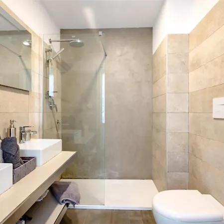 Lilia Charming House 4* Rome